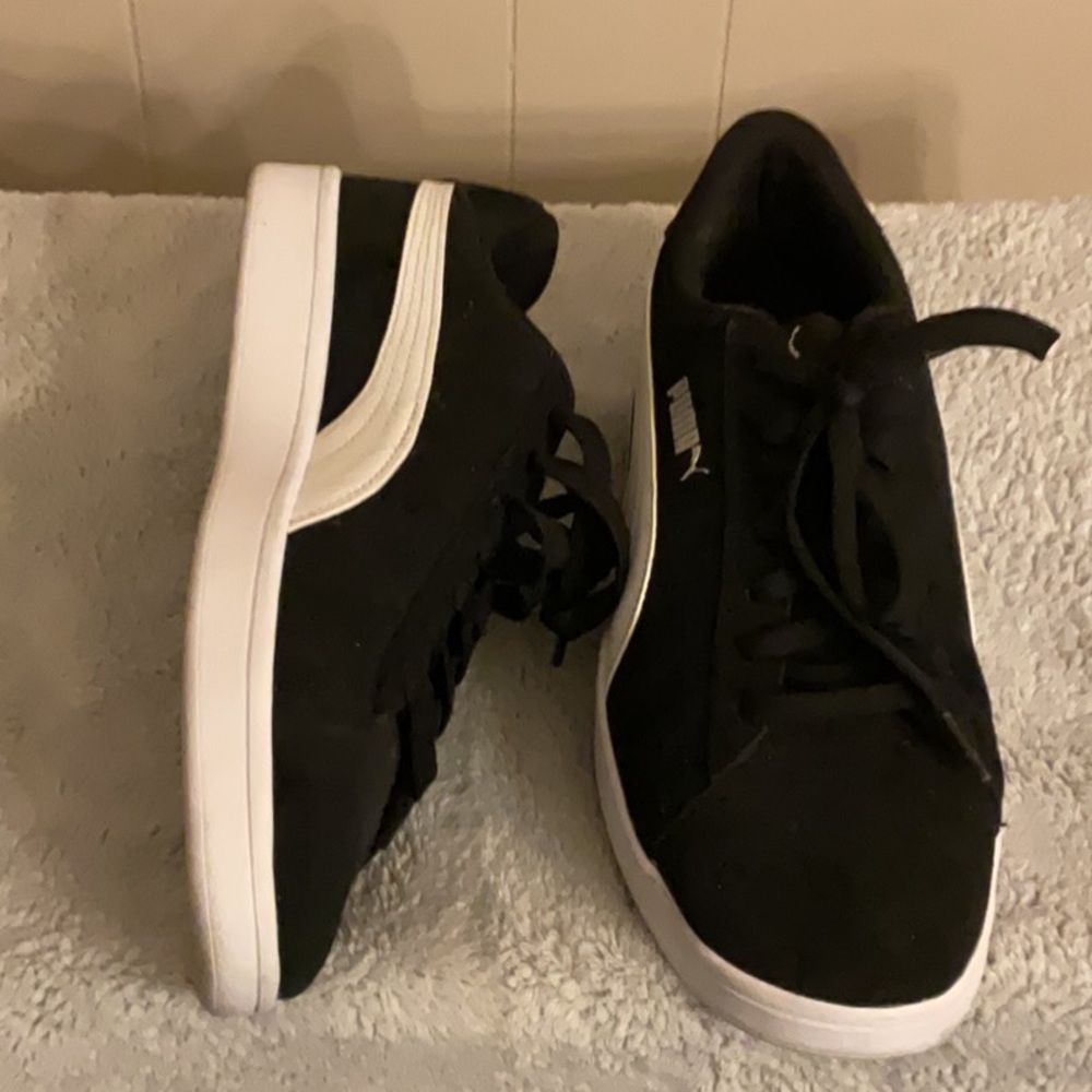 Puma - Picture 2 of 5